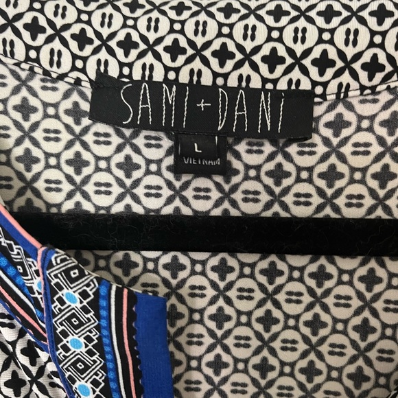 Knit dress - Picture 2 of 4